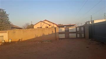 Stunning 3 Bedrooms 2 Bathroom House to Rent in Soshanguve VV
