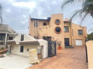 House For Sale in Spruitview
