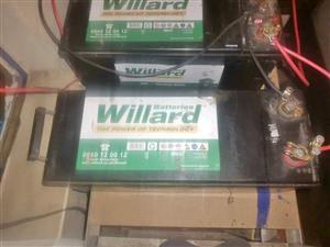 Willard truck bettrys in good condition