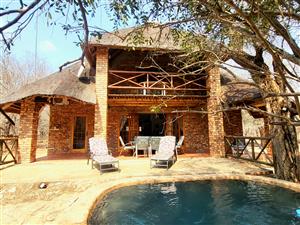 Neat Two Bedroom home 100m from the river road!