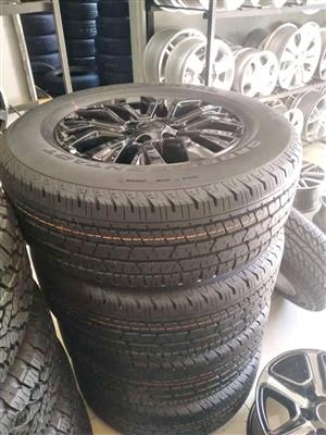 18" Ford Thunder mags with brand new 265/60/18 Continental Cross contact