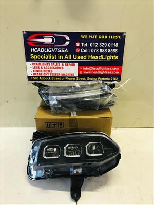 Renault Kiger right side Pure Vision headlight and daylight running light 