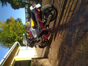 Yamaha FZR 750 For Sale. Great condition bike.