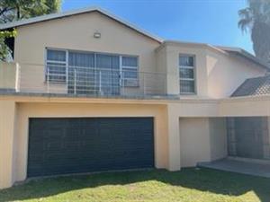 House For Sale in Bloubosrand