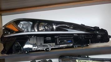 Lexus E3 Headlight