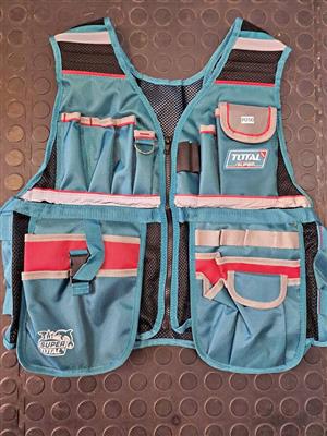 Brand New Total Tools adjustable Tool Vest 48x60cm