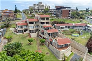 Neat as a pin with breathtaking ocean views!