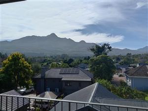 Modern apartment with a mountain view, in Central George
