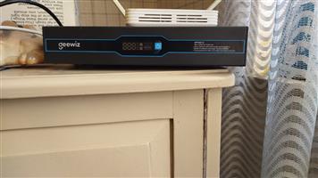 DC UPS (24000mAh) LifePO4 Backup Battery Power Bank Supply (75Wh) - 8x 12V / 9V 