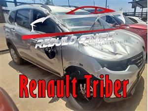 Renault Triber  stripping for spares. 