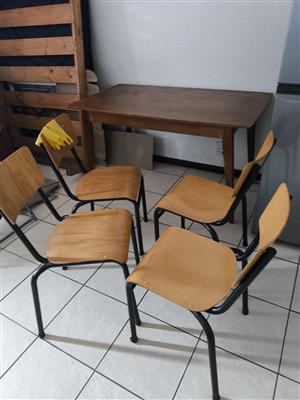 Second hand chairs for sale and very comfortable for study, home office.
