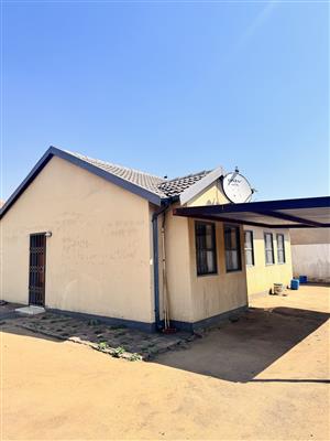 Sole Mandate! Spacious 3-Bedroom Home with Big Yard, Carport and Safe Location