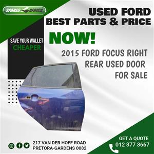 2015 FORD FOCUS RIGHT REAR DOOR