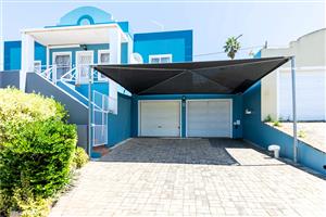 Move-In Ready Home with Panoramic Views