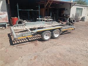 TRAILERS FOR VEHICLES