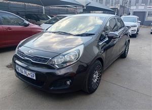 Kia Rio 2014 1.4 Manual