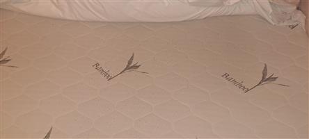 Single bed 