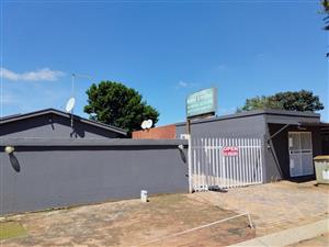 Guest House For Sale in Kempton Park West