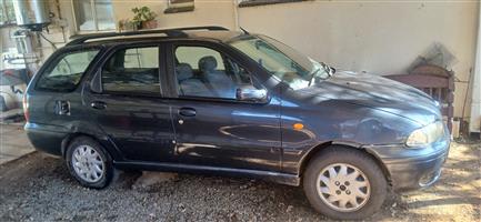 Fiat palio weekend for sale selling as non runner derigertserd