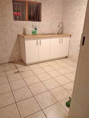 Mini Cottage to let  in Kensington 