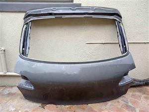 Porsche Macan Tailgate shell