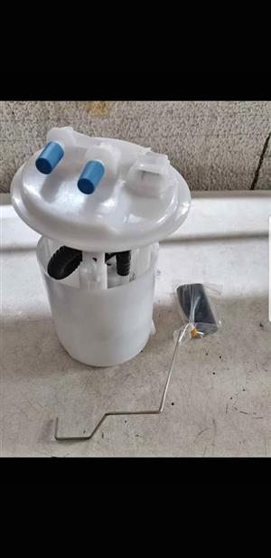 Renault Clio 1 1.2/4/6 99-05  Fuel Pump+Gauge