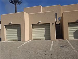 Immaculate Townhouse for Sale in Edleen