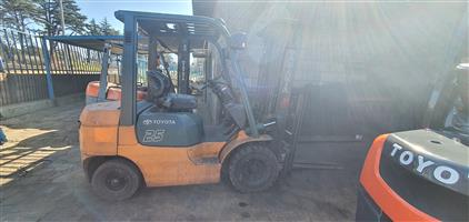 2.5ton Toyota forklift for sale