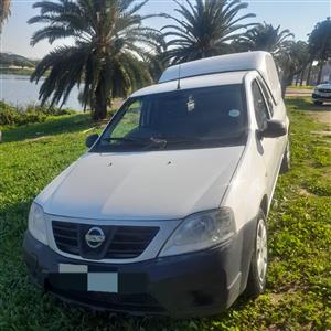 NP200 MODEL 2015 KM 118 000 FULL SERVICE HISTORY 