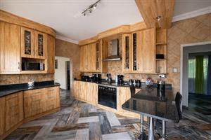 Modern, Move-In Ready Family Home on Large Stand