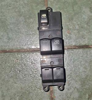 Nissan Navara window main switch