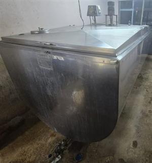 2700 Ltr Melk Tenk