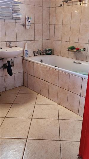 House For Sale in Rosslyn