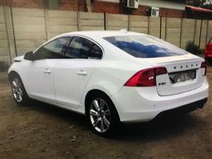We are stripping Volvo S60 T3 Excel 