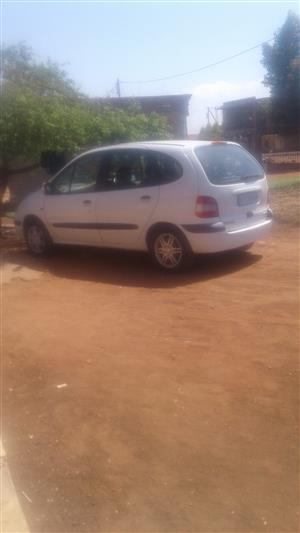 Renault scenic 1.6 16v 5 sters