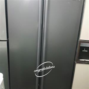 Samsung 600 litres fridge freezer combi