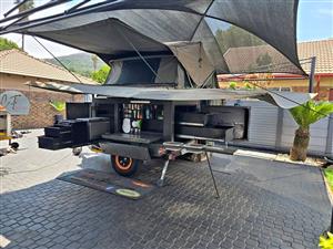 FULLY RIGGED 4X4 CAMPER