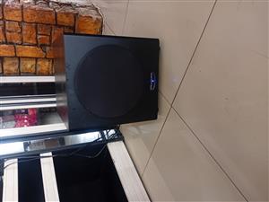 Hi I'm selling my wharfedale wh-s10e subwoofer very powerful in good condition 