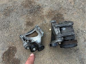 Air Con pump & Bracket 