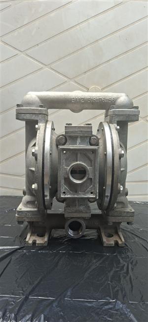 SAND PIPER S15 -STAINLESS STEEL -DIAPRAGM PUMP