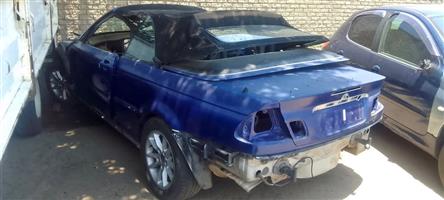 2001 BMW 325i Convertible Stripping  Spare Parts