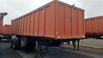 1980 HENRED FRUEHAUF DUBBLE AXLE BACK TIPPER TRAILER