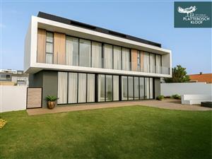 House For Sale in Still Bay West