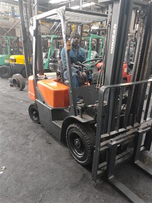 Used Dasoon 2.5 ton Deisel Forklift 