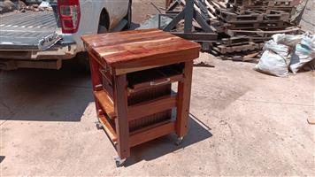 Sleeper wood braai trolley