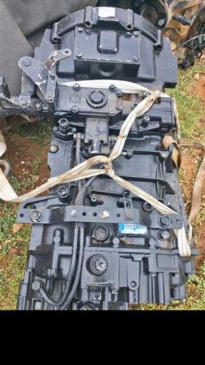 Isuzu FVR,FVZ,FVM ZF 9s91110 TO gearbox available