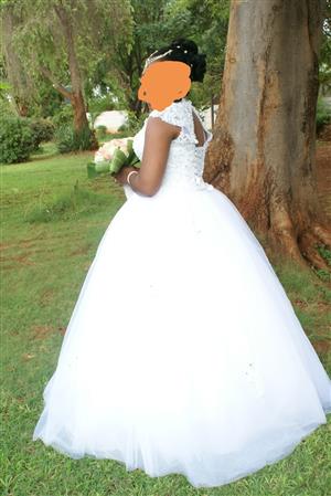 cheap wedding dresses for hire