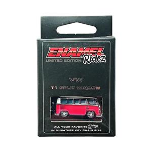 VW T1 Split Window Pink & White - Die-Cast Enamel Keychain