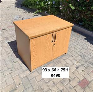 LOCKABLE OFFICE HANGING FILING STORAGE CABINET