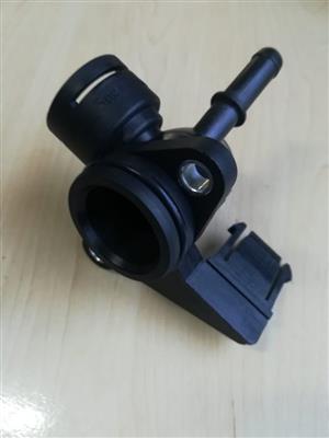 OPEL / CHEV / FORD ENGINE THERMOSTAT HOUSING